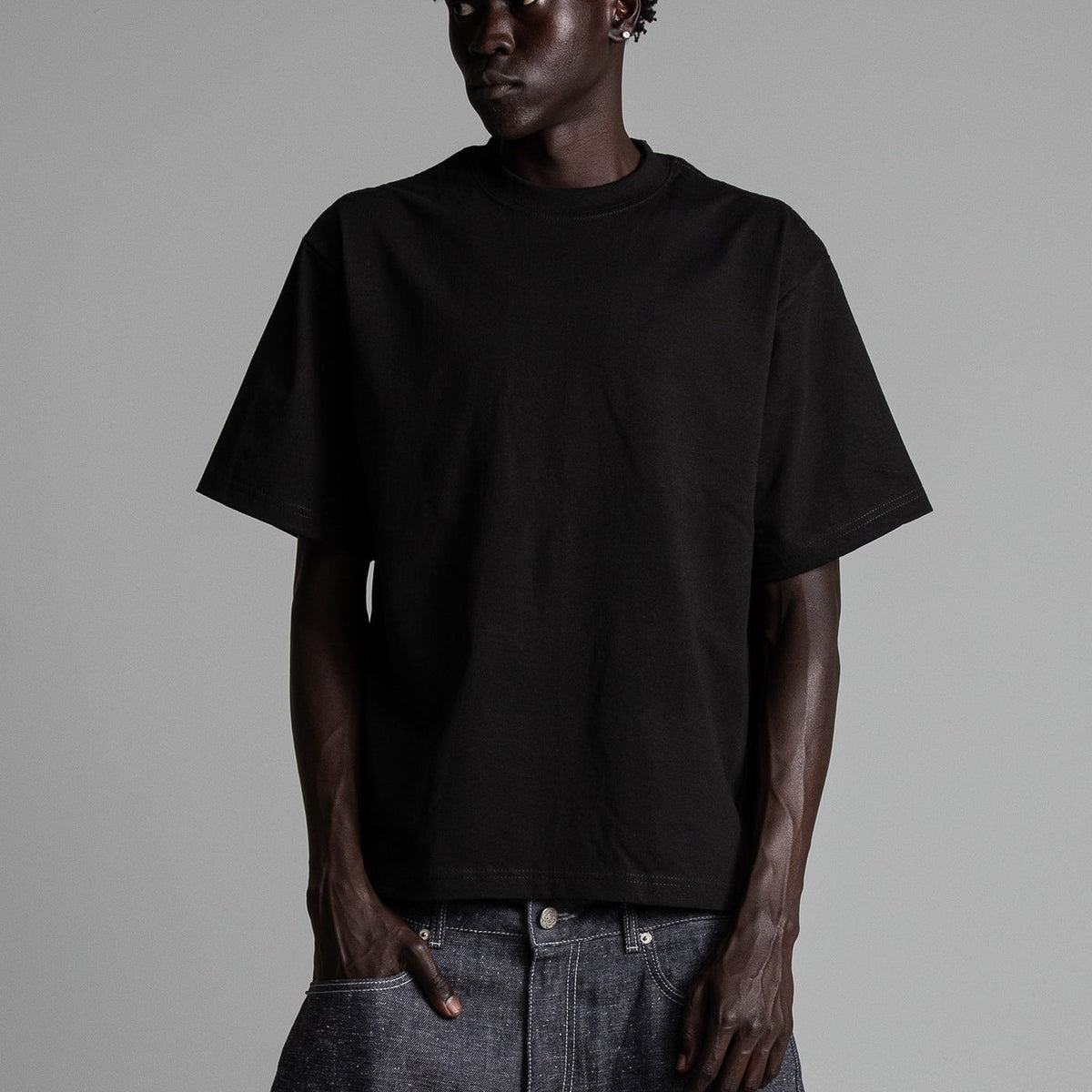 Shaka Wear 7.5oz Max Heavyweight Cropped Tee