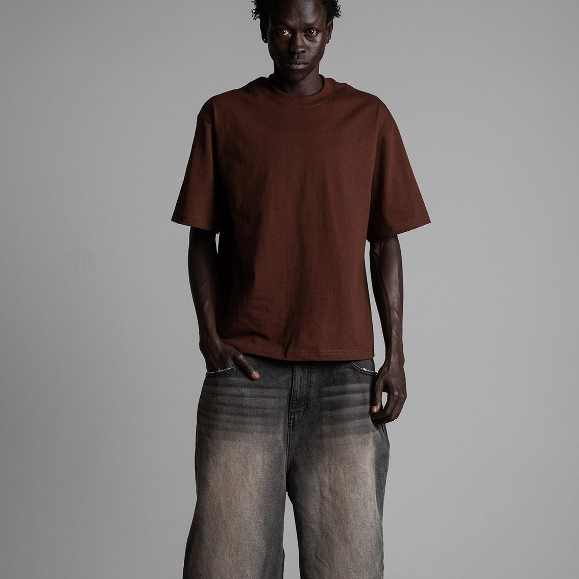 Shaka Wear 7.5oz Max Heavyweight Cropped Tee