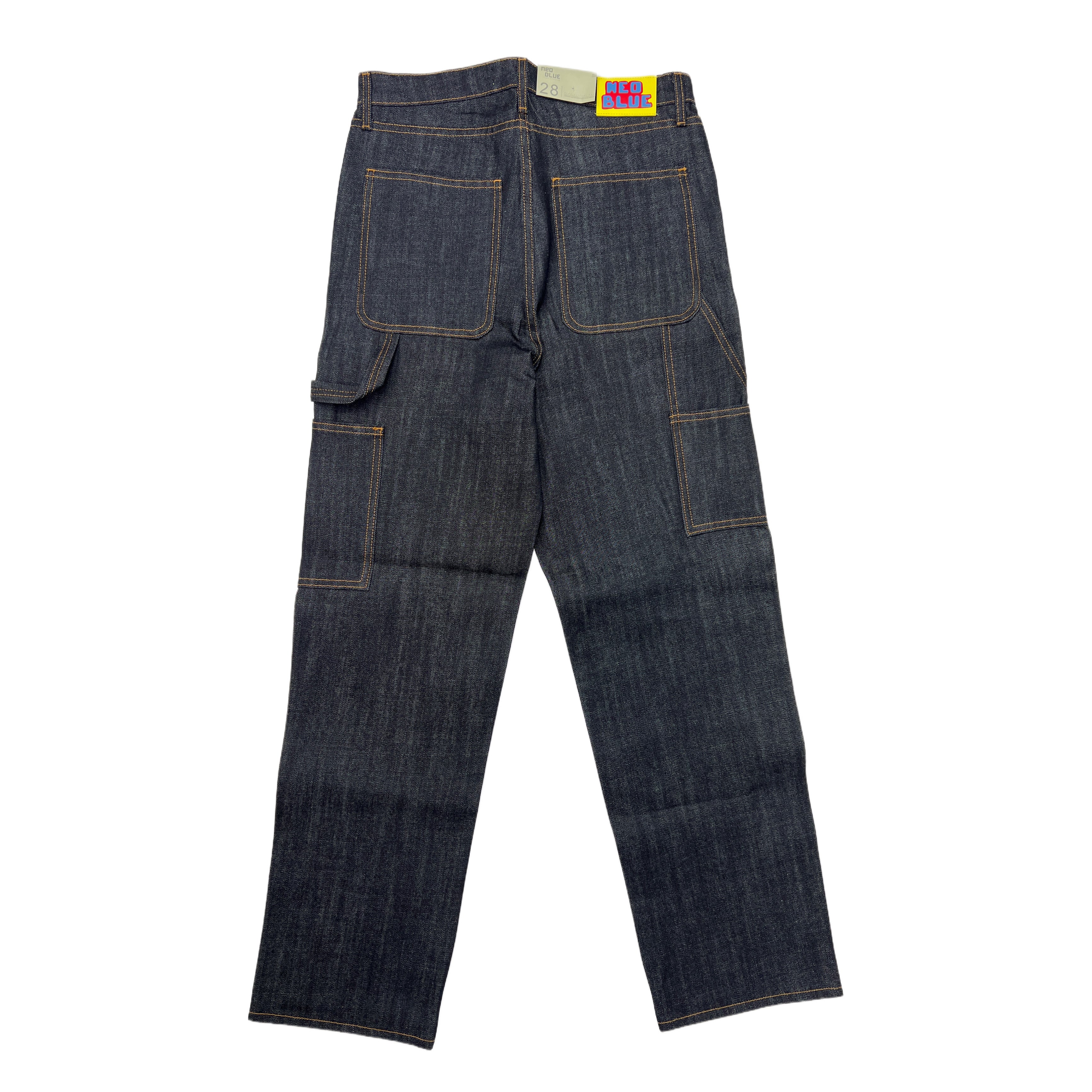 Baggy 80s jeans fashion