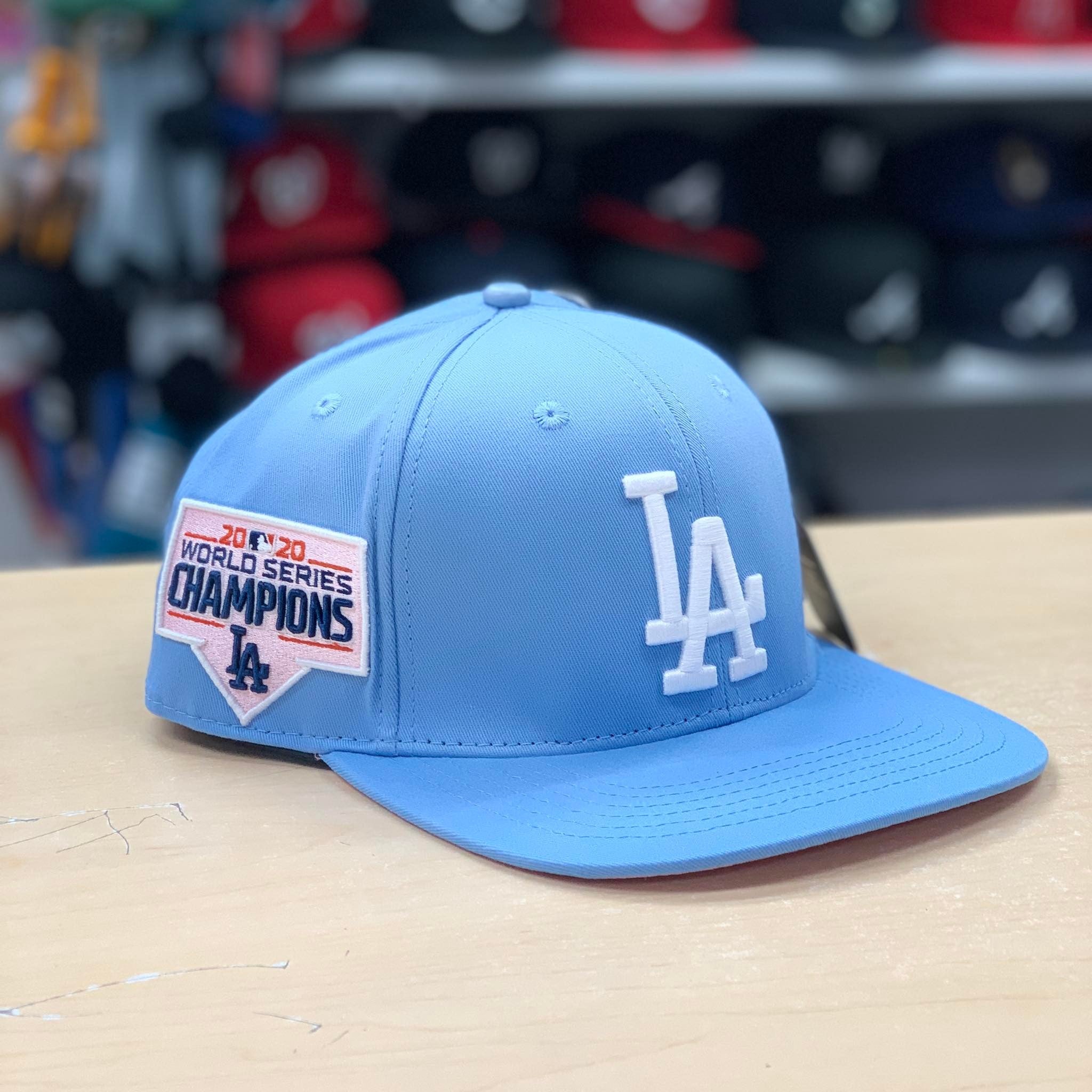 Los Angeles Dodgers Pro Standard Patch Snapback
